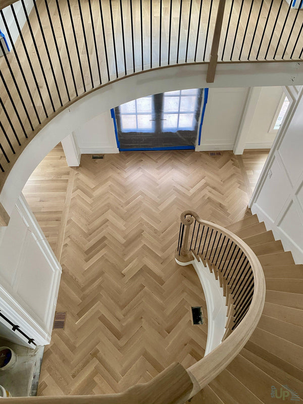Mininimalist Contemporary Tapered Newel Posts &amp; Baluster Spindles